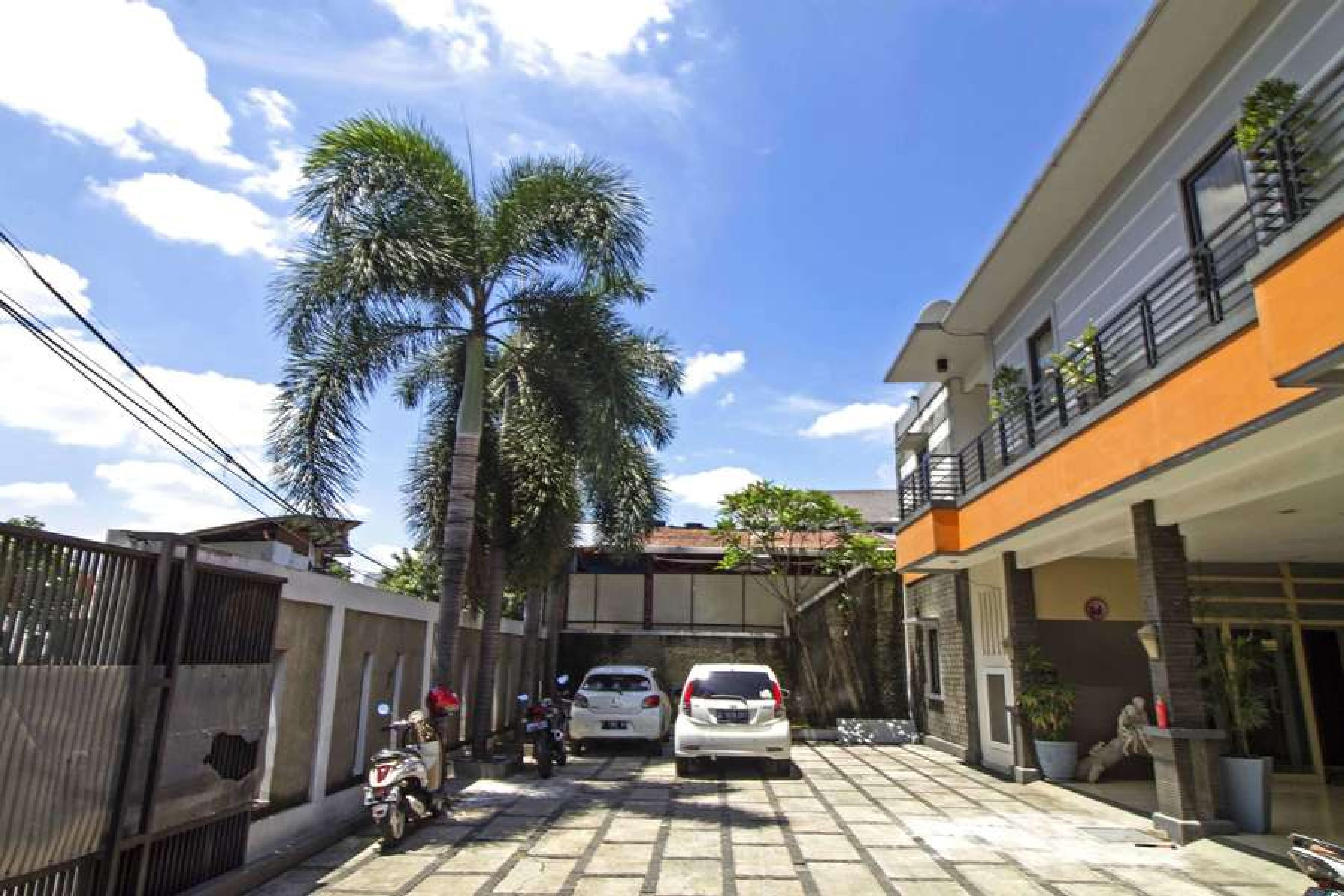 Reddoorz @ Pangeran Antasari 2 Hotel Cilandak  Ngoại thất bức ảnh