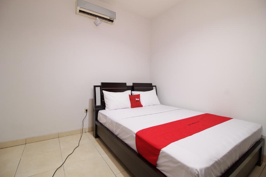 Reddoorz @ Pangeran Antasari 2 Hotel Cilandak  Ngoại thất bức ảnh