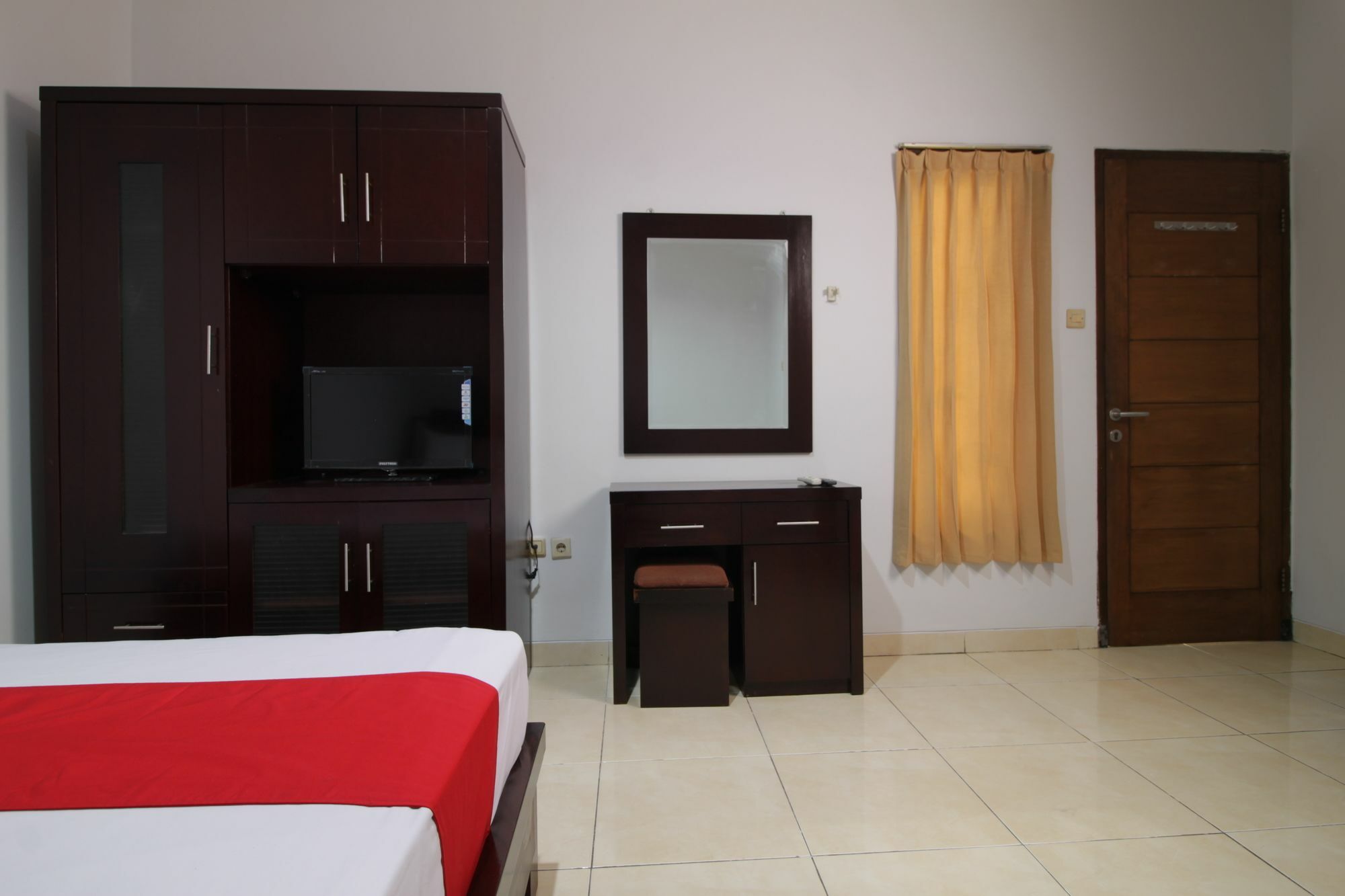 Reddoorz @ Pangeran Antasari 2 Hotel Cilandak  Ngoại thất bức ảnh