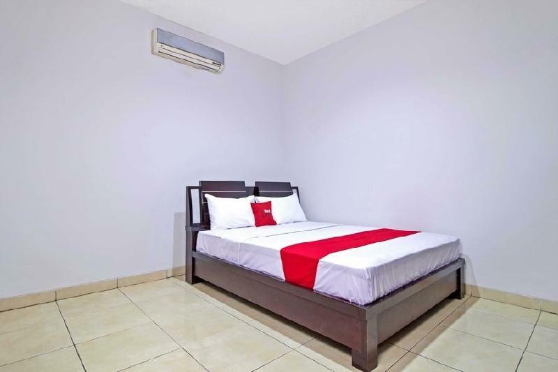 Reddoorz @ Pangeran Antasari 2 Hotel Cilandak  Ngoại thất bức ảnh